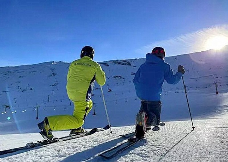 <span style='color:#780948'>ARCHIVED</span> - Sierra Nevada registers more than 36,000 skiers over Easter week