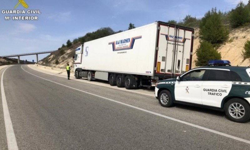 <span style='color:#780948'>ARCHIVED</span> - Truck driver intercepted in Alcoy was five times over the limit