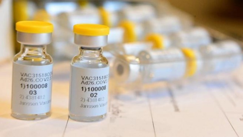 <span style='color:#780948'>ARCHIVED</span> - Gap between Pfizer and Moderna vaccine doses could be widened to 8 weeks in Spain