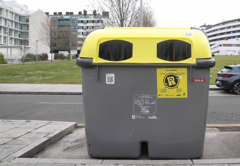 <span style='color:#780948'>ARCHIVED</span> - Santiago de Compostela launches recycling system with prize draw incentives; RECICLOS