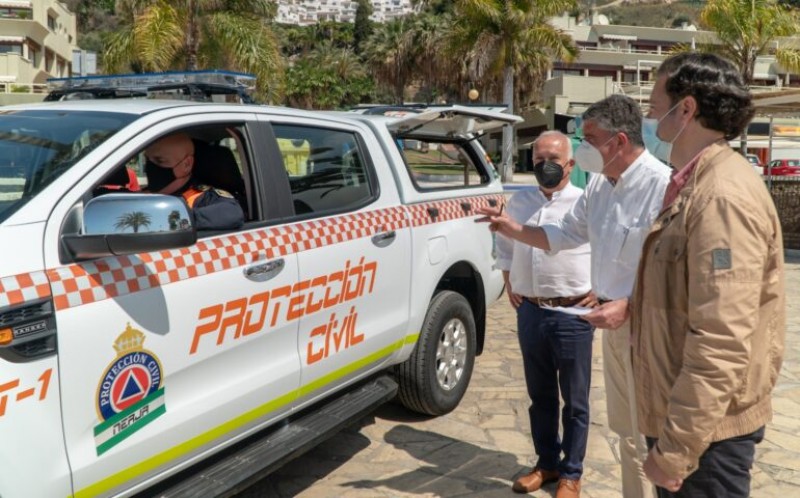 <span style='color:#780948'>ARCHIVED</span> - Nerja recruits further Civil Protection officers and unveils new vehicle