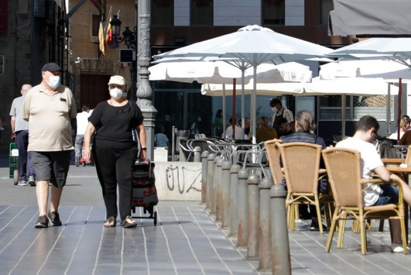 <span style='color:#780948'>ARCHIVED</span> - Not all Spanish regions happy about decision to relax mask-wearing in public from June 26