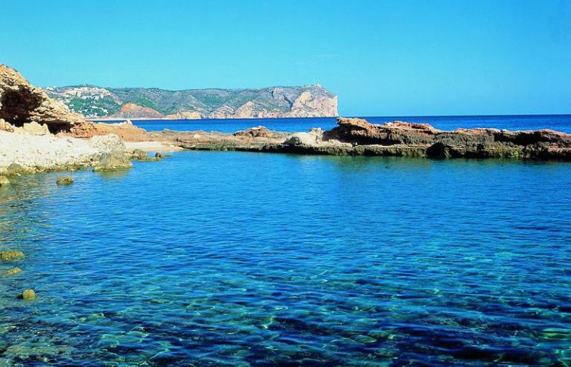 <span style='color:#780948'>ARCHIVED</span> - Diver drowns at cove in Javea on the Costa Blanca