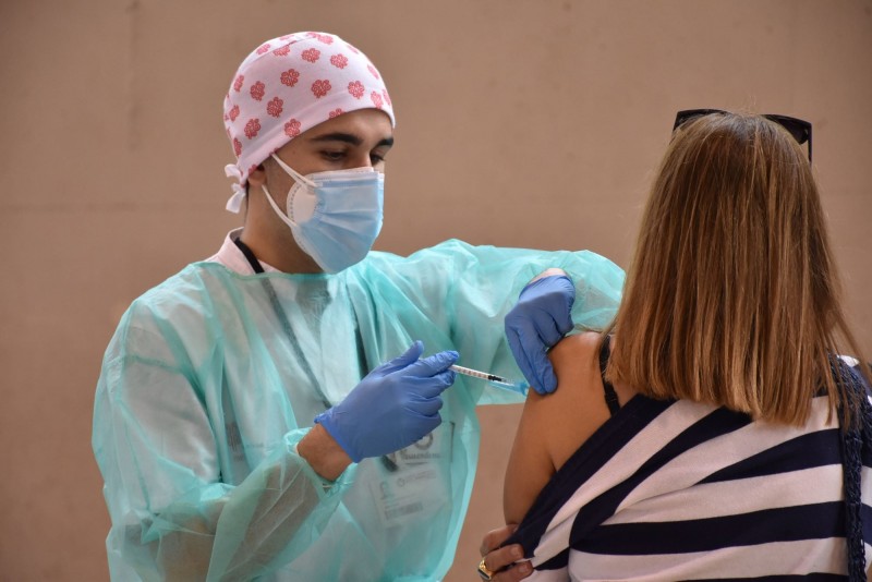 <span style='color:#780948'>ARCHIVED</span> - Vaccination campaign in Murcia region moves on to teenagers