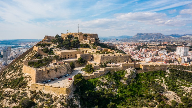 <span style='color:#780948'>ARCHIVED</span> - One of the biggest tourist attractions in Alicante remains inaccessible to many