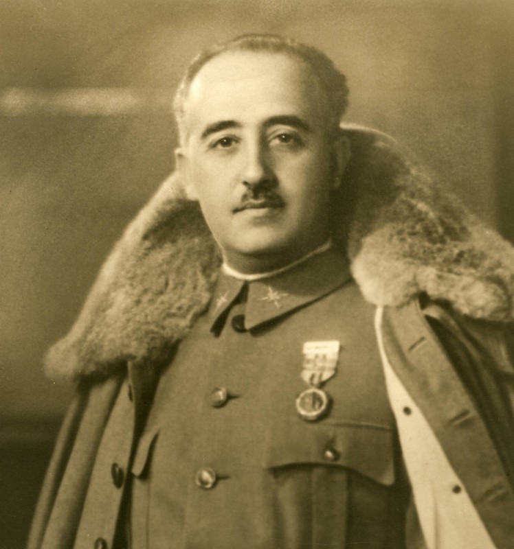 <span style='color:#780948'>ARCHIVED</span> - Mass for the fallen cancelled in Alicante over Franco publicity images on social media