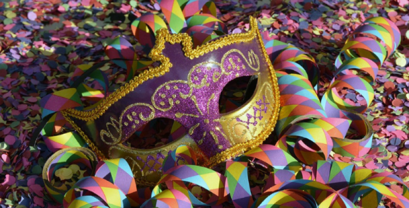 <span style='color:#780948'>ARCHIVED</span> - Los Alcazares postpones 2022 Carnival until May 14