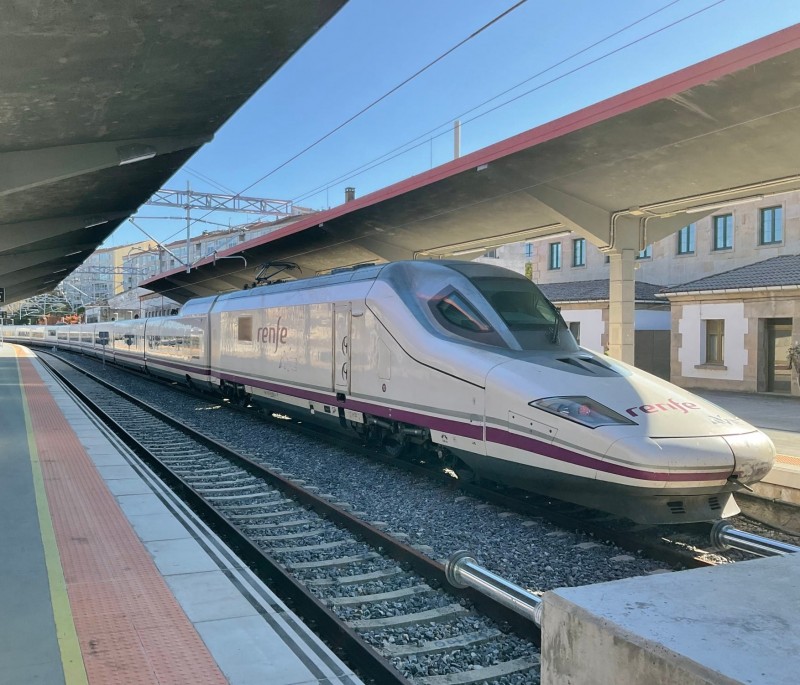 <span style='color:#780948'>ARCHIVED</span> - Renfe plans high-speed low-cost link between Alicante and Madrid