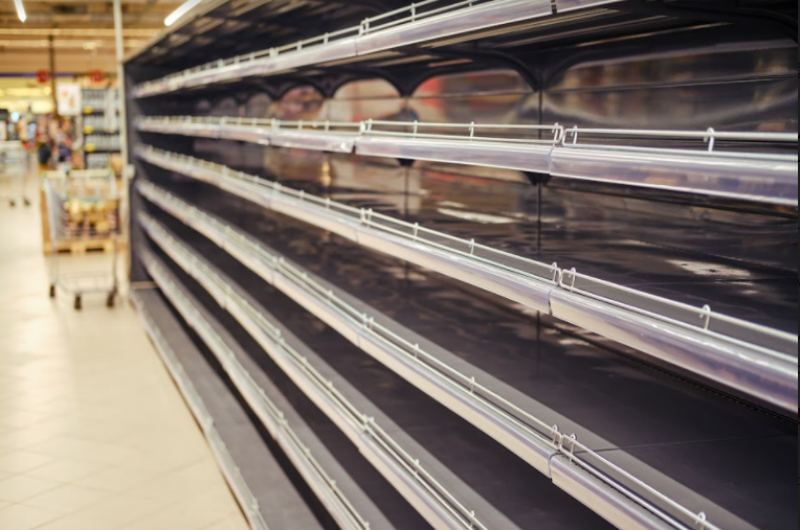 <span style='color:#780948'>ARCHIVED</span> - Panic buying and smaller deliveries leave Spanish supermarket shelves bare