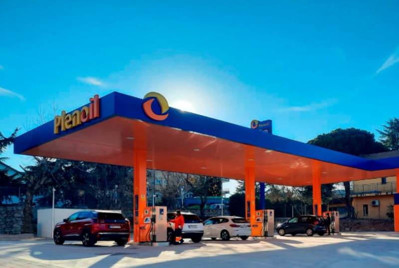 <span style='color:#780948'>ARCHIVED</span> - Low-cost fuel stations in Spain demand millions in compensation