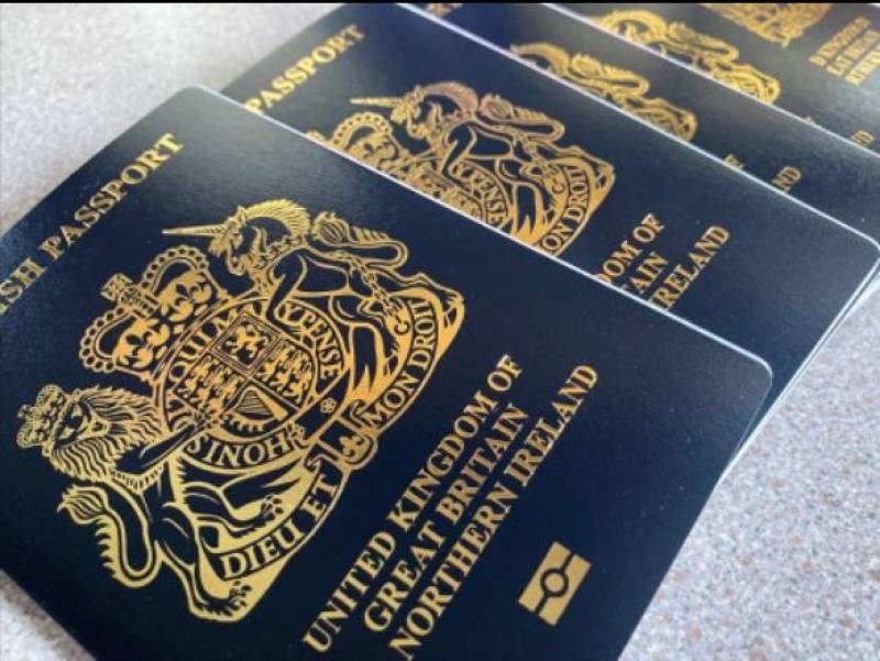 <span style='color:#780948'>ARCHIVED</span> - UK Foreign Office updates passport advice for travel to Spain and EU