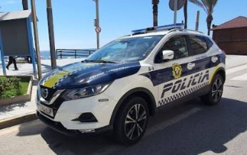 <span style='color:#780948'>ARCHIVED</span> - One dead and two injured after being run over by a police car in Palma