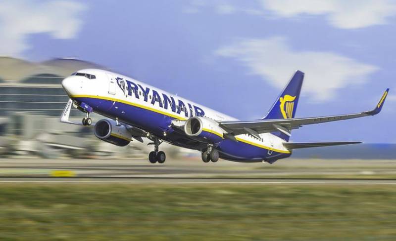 <span style='color:#780948'>ARCHIVED</span> - Ryanair cabin crew in Spain announce strikes in June and July