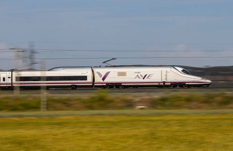 <span style='color:#780948'>ARCHIVED</span> - Renfe suspends Madrid-Alicante ticket sales ahead of summer season