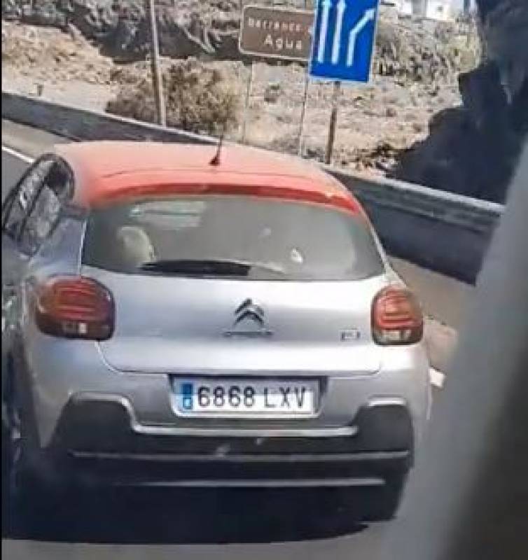 <span style='color:#780948'>ARCHIVED</span> - Video: Tenerife car caught driving around with child in the boot