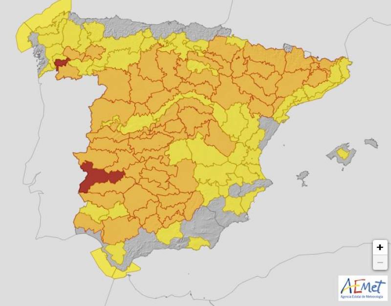 <span style='color:#780948'>ARCHIVED</span> - No let-up in the heat this weekend: Spain weather outlook July 15-18
