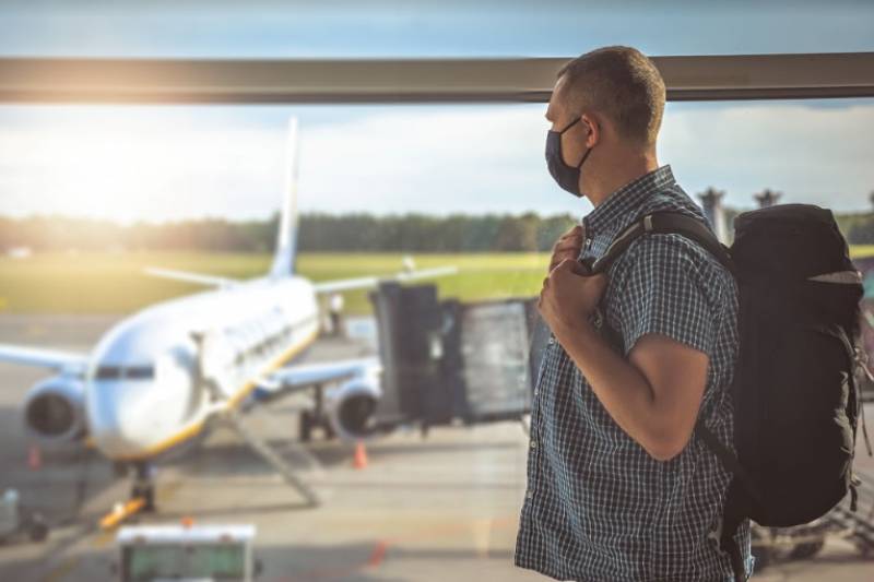 <span style='color:#780948'>ARCHIVED</span> - Ryanair flight from Dublin to Portugal winds up in Spain