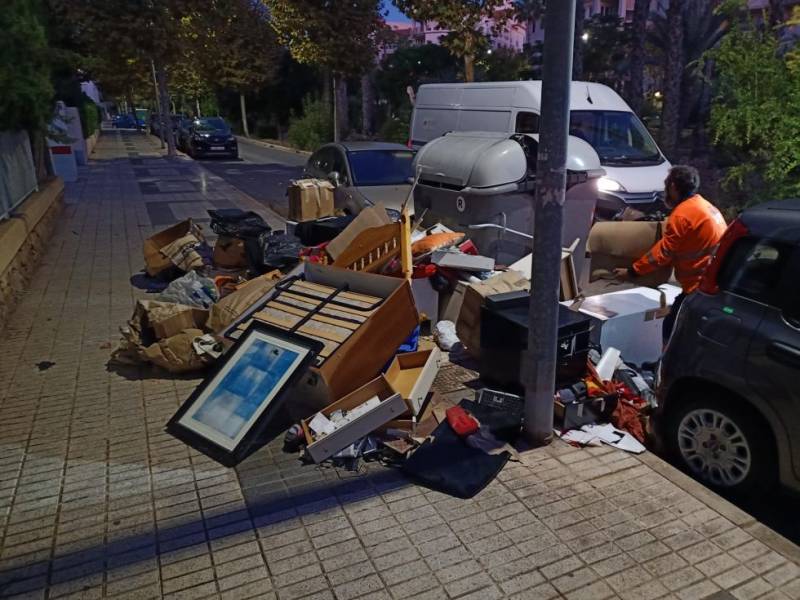 <span style='color:#780948'>ARCHIVED</span> - 10 hefty fines for fly tipping issued in a week in Alfaz del Pi, Alicante