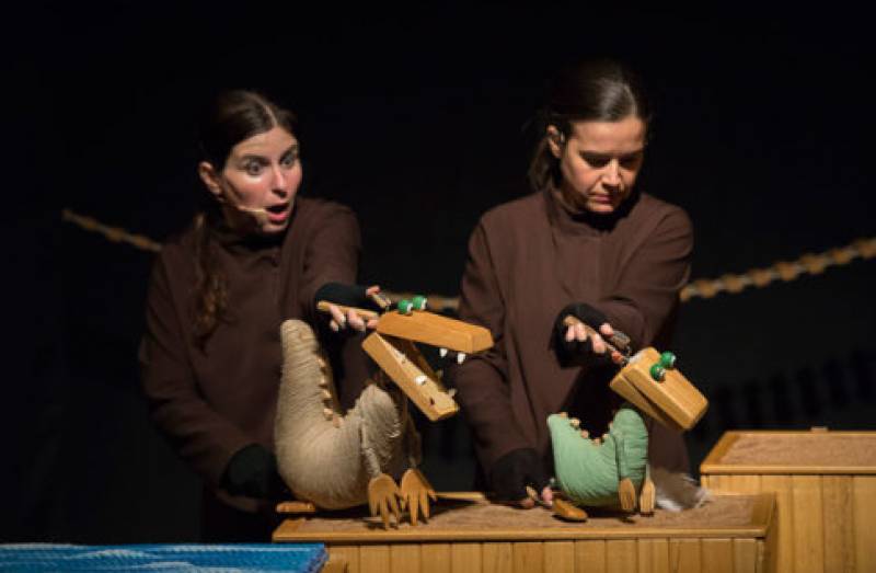 <span style='color:#780948'>ARCHIVED</span> - November 29 Guyi Guyi Otro Patito Feo, puppet theatre in Lorca