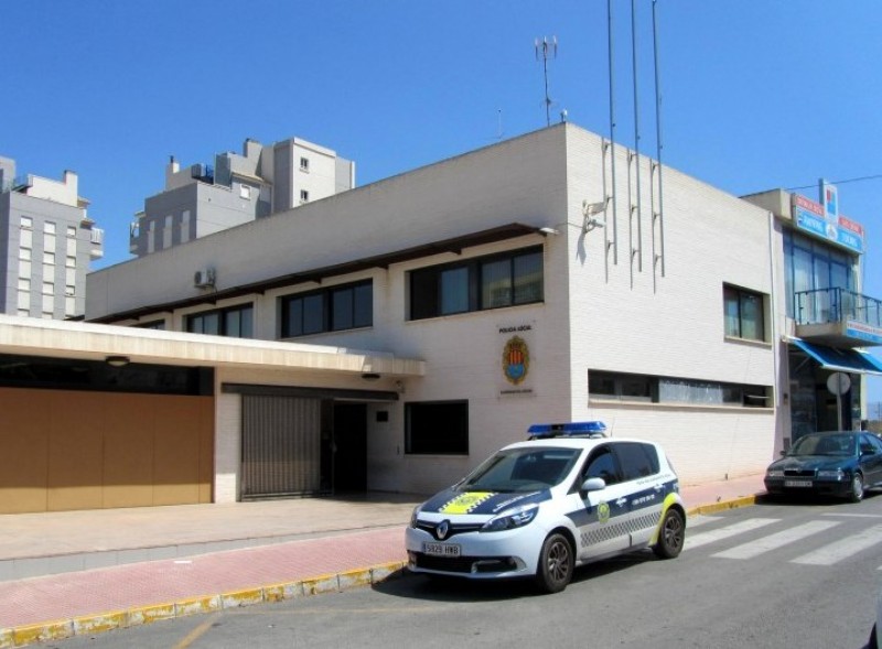 Police and Guardia Civil in Guardamar del Segura
