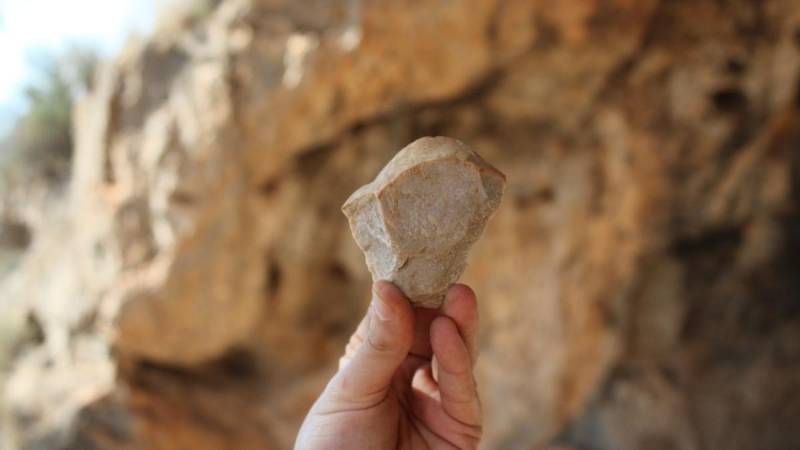 <span style='color:#780948'>ARCHIVED</span> - Archaeologists unearth Ice Age fossils at cave in Santomera