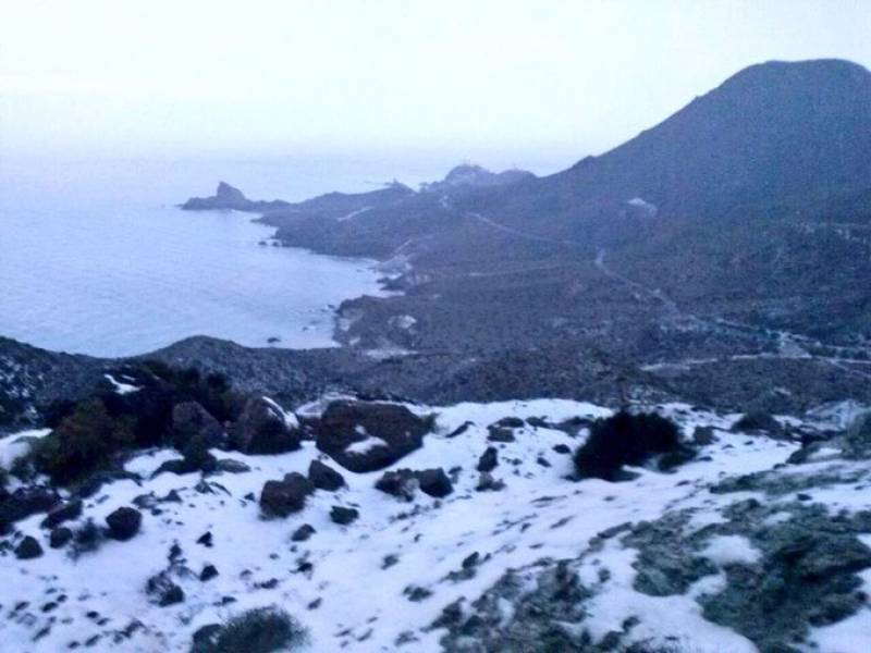 <span style='color:#780948'>ARCHIVED</span> - First snowfall in Almeria leads to road closures and frigid sub-zero temperatures