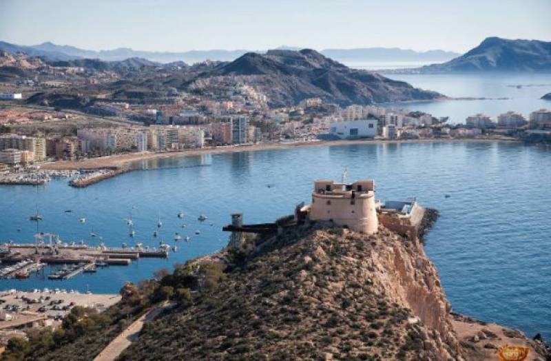 <span style='color:#780948'>ARCHIVED</span> - April 30 Free guided tour of the castle of San Juan in Aguilas