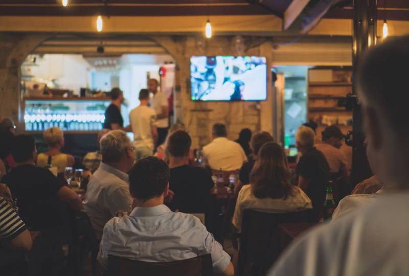 <span style='color:#780948'>ARCHIVED</span> - Tough new Alicante noise pollution rules ban music on the beach and watching footy outside a bar