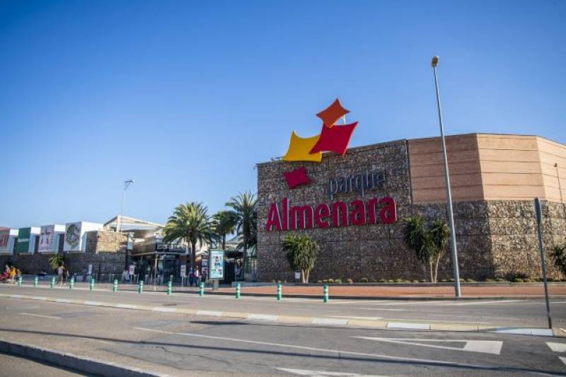 <span style='color:#780948'>ARCHIVED</span> - Parque Almenara opens for Easter as a great shopping and family entertainment alternative