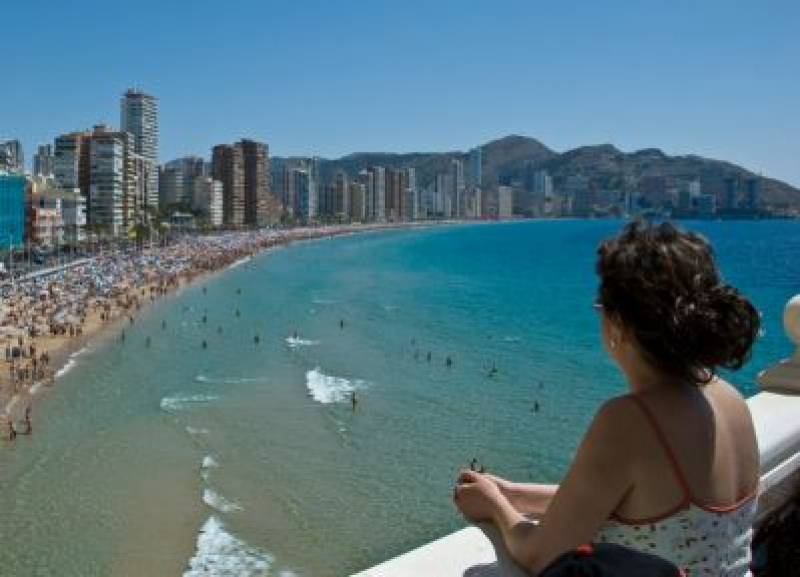 <span style='color:#780948'>ARCHIVED</span> - Proposal to limit tourist accommodation in cities and coastal resorts across Spain