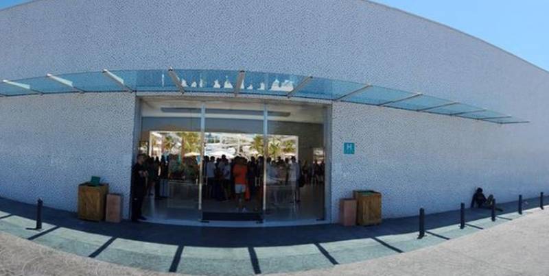 <span style='color:#780948'>ARCHIVED</span> - Brit tourists arrested for attacking Magaluf security guard