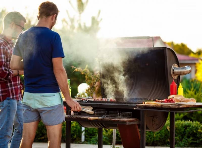 Is it legal to have barbecues on terraces and in gardens in Spain?