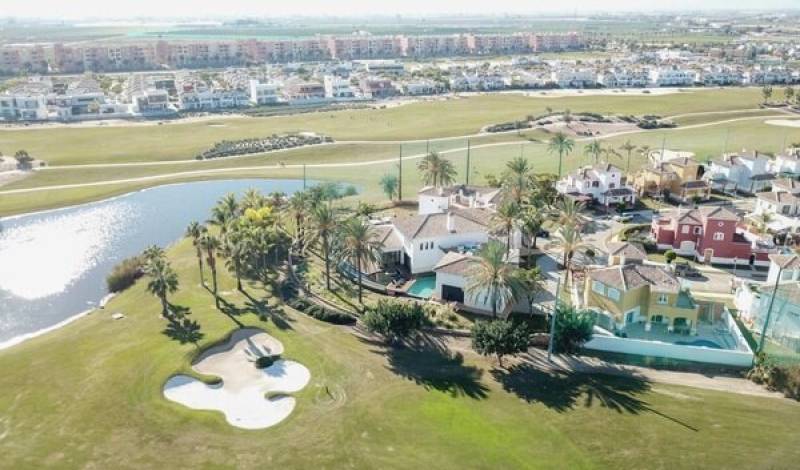 The allure of owning property on a golf resort in Murcia, Spain