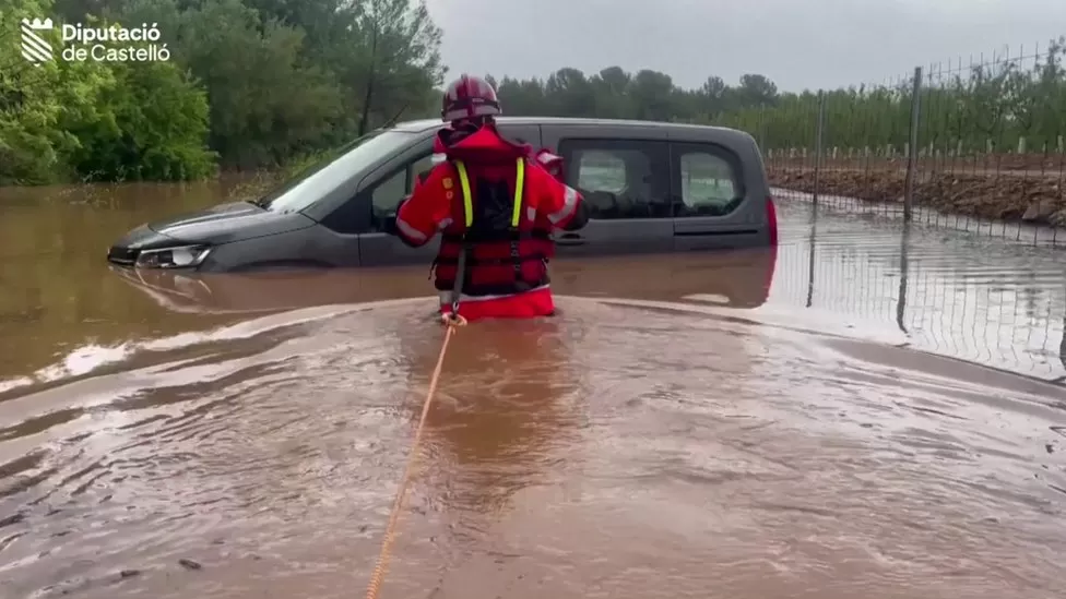 Severe flash flooding causes widespread destruction in Spain