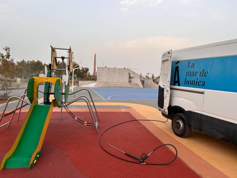 Cleaning the Calima: Aguilas leads the way in Saharan dust street sweeping 