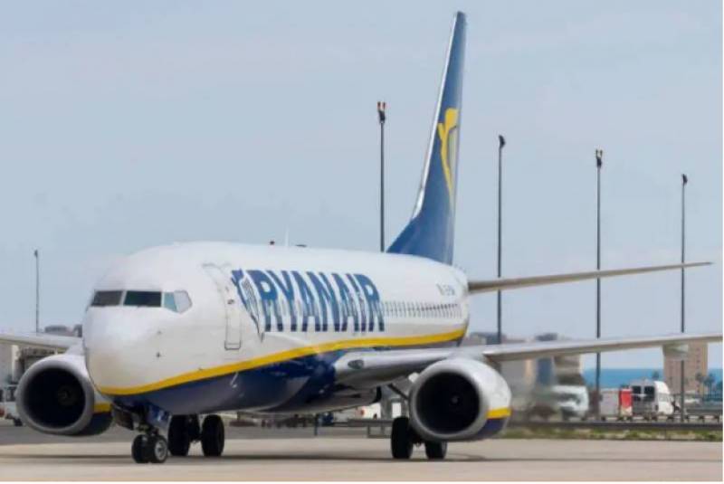 Ryanair passenger dies on flight from Malaga to the UK