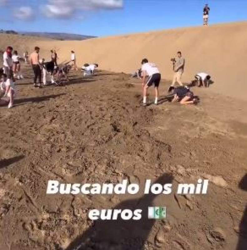 Dozens of youngsters destroy protected Spanish sand dunes in search of buried treasure