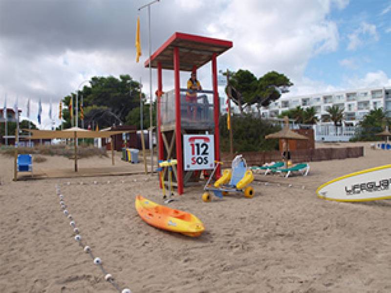 French tourist, 90, gets second lease of life after heart attack on Mallorca beach