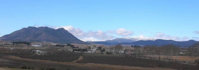 November 15 Hiking, archaeology and lunch in the Caravaca village of Barranda