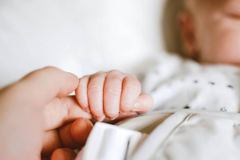 Police foil attempted sale of newborn baby in Malaga for €3,000
