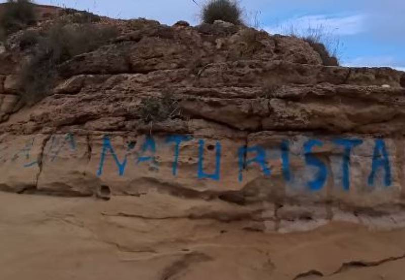 Protected natural dunes vandalised at AlmerÃa Cabo de Gata beach