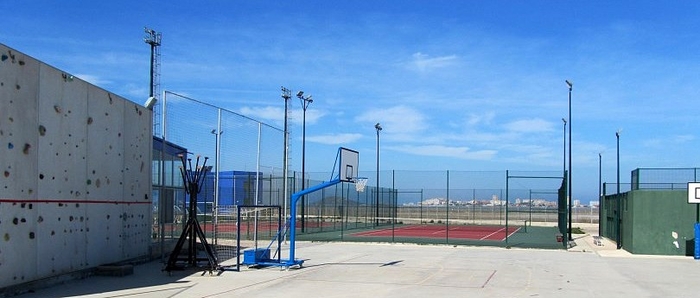 Sports facilities in Playa Paraíso (Playa Honda)