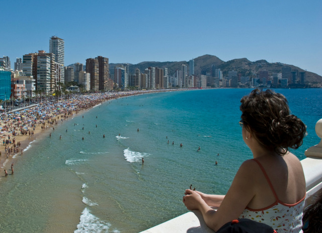 Will Spanish tourism gain by regulating private holiday property rentals