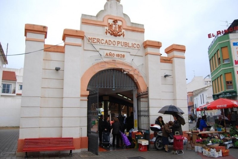 Plaza de Abastos food market in Alhama de Murcia