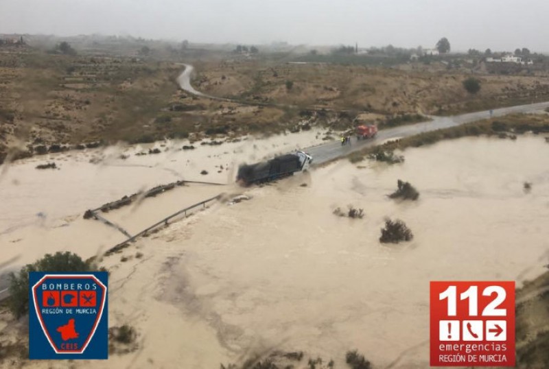 <span style='color:#780948'>ARCHIVED</span> - Aemet warn that the worst is yet to come as the flood water rises across Murcia