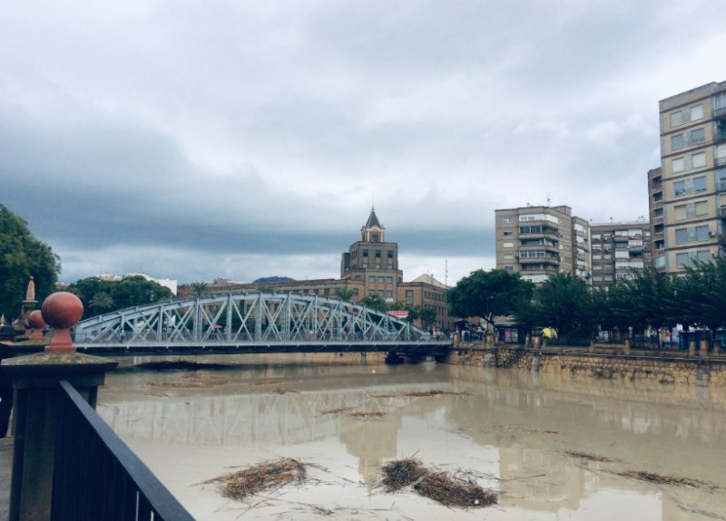 <span style='color:#780948'>ARCHIVED</span> - River Segura begins to burst its banks in Murcia