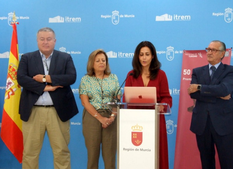 Corvera airport awarded Murcia University Tourism prize