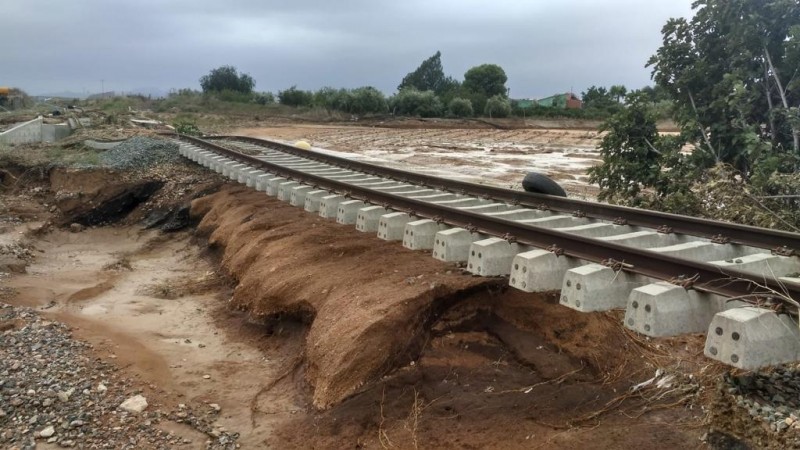 <span style='color:#780948'>ARCHIVED</span> - Murcia-Alicante rail services resume almost a month after the gota fría flooding