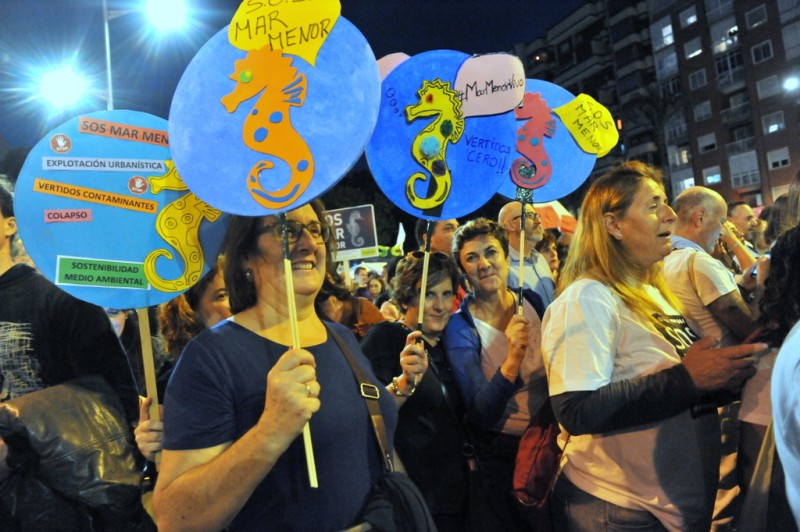 <span style='color:#780948'>ARCHIVED</span> - 55,000 march in Cartagena to demand solutions for the Mar Menor