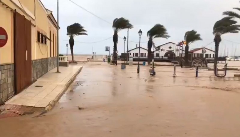 <span style='color:#780948'>ARCHIVED</span> - Aemet maintain rain and wind alerts in Murcia as the gota fría storm recedes